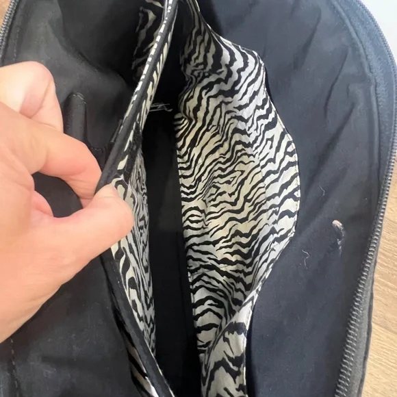 Vera Bradley Black Quilted Commuter Bag, travel laptop bag - Picture 8 of 11